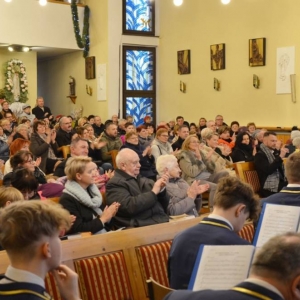 Koncert Tarnogórskiej Orkiestry Dętej w kościele w Orzechu
