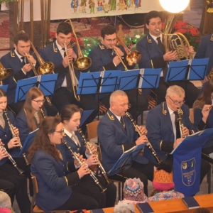 Zdjęcie przedstawia Tarnogórską Orkiestrę Dętą podczas Koncertu Noworocznego