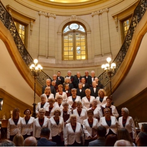 Zdjęcie przedstawia koncert chóru Jutrzenka z okazji XI Świerklanieckich Spotkań Chóralnych w Pałacu Kawalera